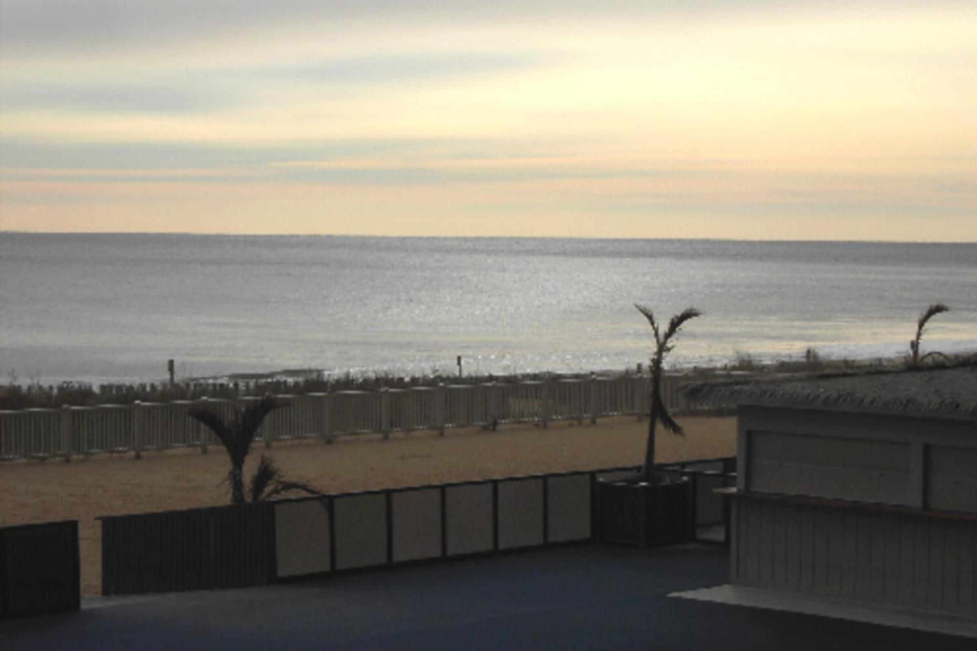 Golden Sands Ocean City Phòng bức ảnh